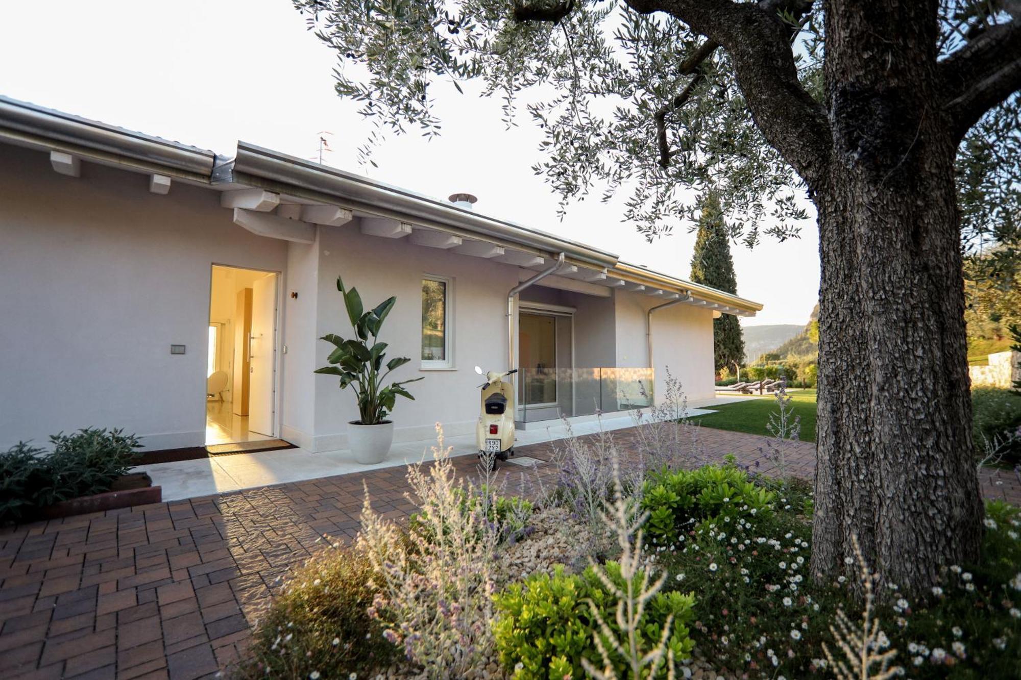 Villa F Bardolino Dış mekan fotoğraf